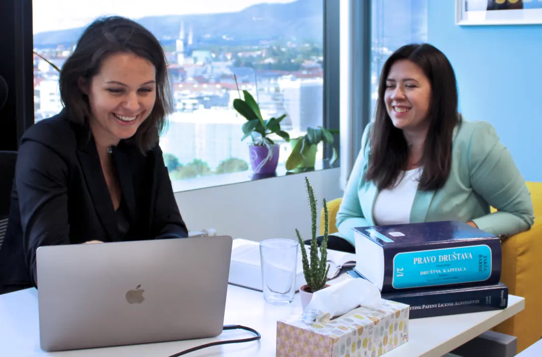 Image showing a team of lawyers working in an office.
